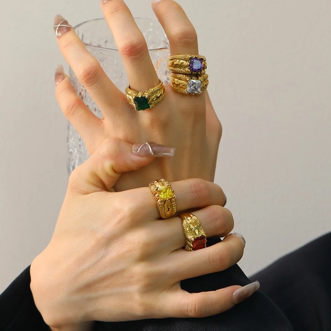 Vintage Men Titanium Steel Dragon Claw Ring With Square Cut Zirconia Inlaid Gold Plated Punk Band Ring For Party Jewelry