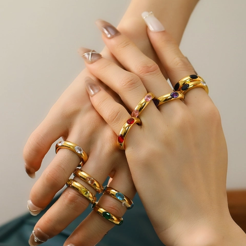 Titanium Steel Colorful Rhinestone Ring Women 18K Gold Plated Chunky Geometric Band Ring Inlaid Inset Fashion Jewelry Gift