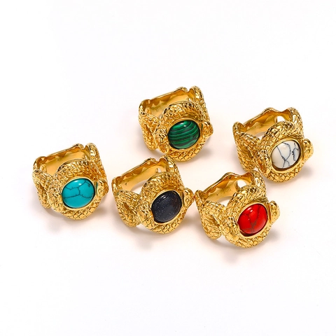 French Vintage Snake Shape Titanium Steel Ring With Red Blue White Turquoise Stone Inlaid Luxury Gold Palace Style Ring