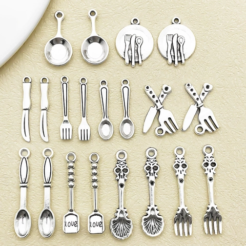 Antique Silver Zinc Alloy Mini Kitchenware Pendants Retro Simulation Cutlery Charms For DIY Jewelry Making Fork Spoon Knife Spatula Pot Charms