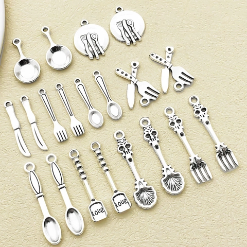 Antique Silver Zinc Alloy Mini Kitchenware Pendants Retro Simulation Cutlery Charms For DIY Jewelry Making Fork Spoon Knife Spatula Pot Charms