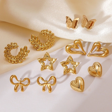 Boucles d'Oreilles Clous en Acier Inoxydable Or avec Nœud pour Femmes Étoile Cœur Papillon Feuille Bijoux Rétro Minimalistes