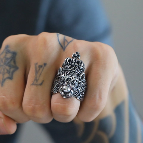 Vintage Punk Lion Head Crown Ring For Men Domineering Titanium Steel Gothic Cross Pattern Ring Vintage Men Jewelry