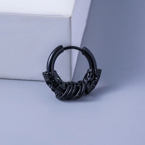 Men Single Black Alloy Dragon Pattern Skull Carved Hoop Earring Retro Gothic Punk Rock Style Jewelry Gift For Daily Wear