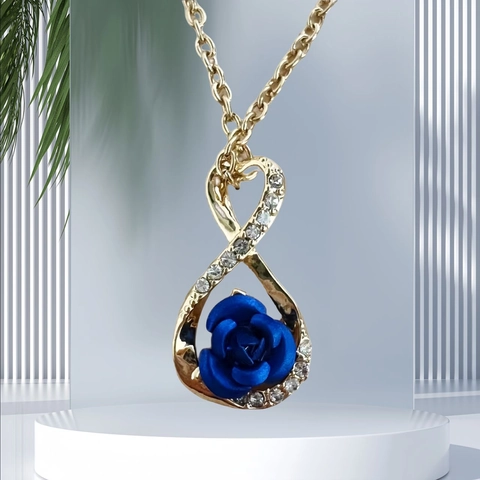 Vintage Elegant Infinity Love Rose Pendant Necklace For Women Alloy Rhinestone Heart Infinity Symbol Jewelry Gift