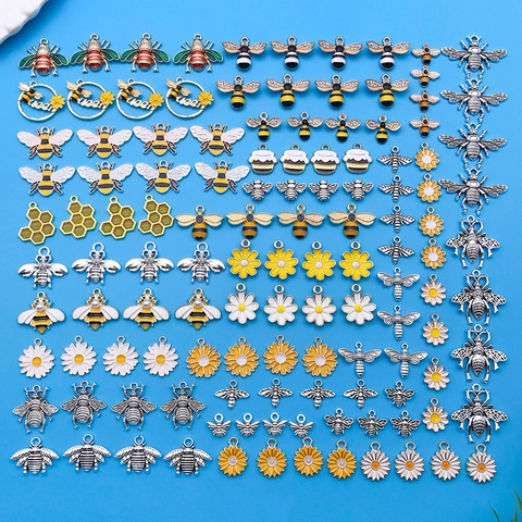 Colgantes de Aleación de Zinc Abeja Margarita Flor Tarro de Miel Strass Perla Artificial Esmalte Dijes para DIY Joyería Accesorio