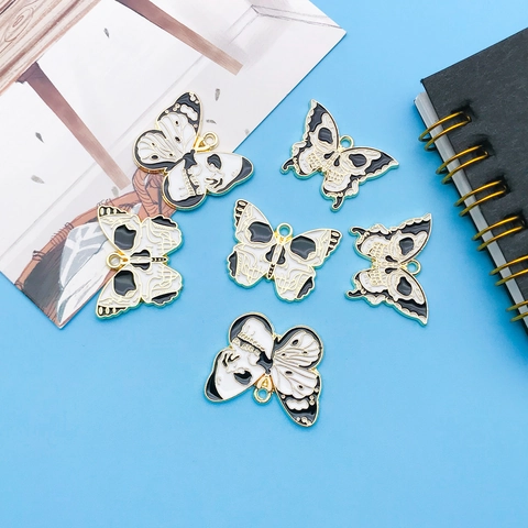 Gothic Halloween Butterfly Skull Pendant Charms Zinc Alloy Enamel Drip Jewelry Making Spooky Dark Style DIY Craft Butterfly Findings