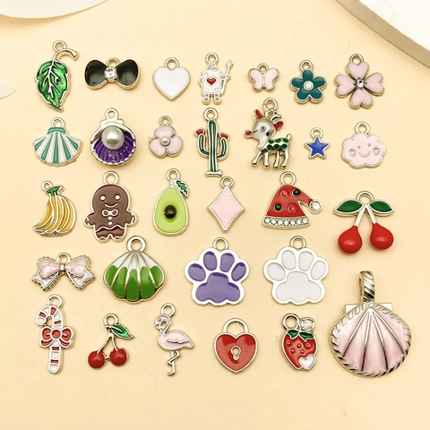 Breloques en Émail en Alliage de Zinc pour la Fabrication de Bijoux Dessin Animé Fruits Animaux Thème de Noël Strass Perle Artificielle Pendentifs pour DIY Porte-clés Boucles d'Oreilles