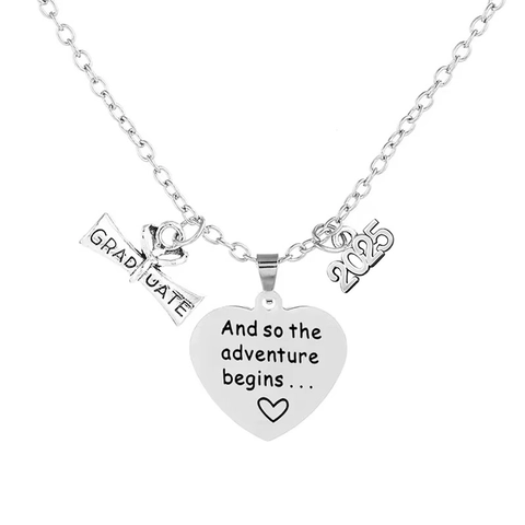 Class Of 2025 Graduation Heart Pendant Necklace Stainless Steel Alloy Inspirational Quote Graduate Scroll Year Charm Gift For Women