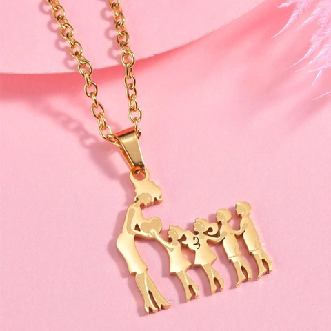Stainless Steel Family Silhouette Necklace For Women Mom Son Daughter Heart Pendant Gold Plated Cross Chain Jewelry Gift