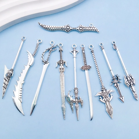 Vintage Zinklegierung Schwertanhänger Altsilber Fantasy Waffe Charm Für DIY Halskette Schmuckherstellung Zubehör