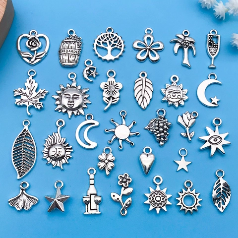 Pendentifs Vintage en Alliage d'Argent Antique Fleurs Feuilles Soleil Lune Étoiles Coeur Charms pour Fabrication Bijoux DIY Colliers Boucles d'Oreilles