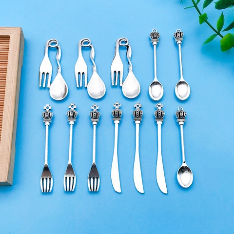 Vintage Crown Tableware Zinc Alloy Pendants Antique Silver Knife Fork Spoon Charms For DIY Necklace Jewelry Making