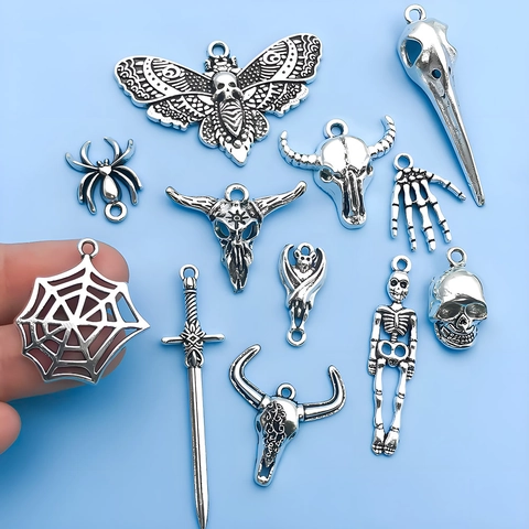 Breloques Halloween Gothiques en Alliage Crâne Chauve-souris Araignée Argent Antique Accessoires de Création Bijoux DIY
