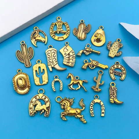 Western Cowboy Alloy Charms Antique Gold Cactus Horseshoe Hat Boot Pistol Poker DIY Jewelry Making Pendants For Necklace