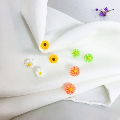 S925 Sterling Silver Earring Post Daisy Stud Earrings Resin Small Floral Cute Sweet Little Flower Earrings For Women Girls