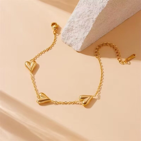 Heart Necklace And Bracelet Jewelry Gold Plated Stainless Steel Vintage Polished For Women Fashion Accessory