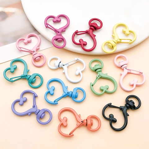 Chiusura a Moschettone a Cuore in Lega di Zinco Verniciata Gancio per Portachiavi per Fai da Te Gioielli Accessori Colorati