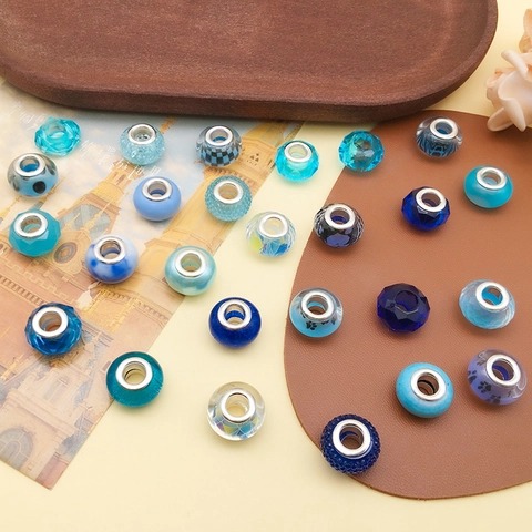 Blaue Harz Großlochperlen DIY Charms Für Die Schmuckherstellung Facettierte Runde Lose Perlen Herz Pfote Schachbrett Marmor Stil