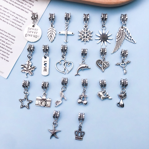Vintage Zinc Alloy Charms Pendants Mixed Styles Heart Wing Cat For DIY Necklace Bracelet Jewelry Making Antique Silver