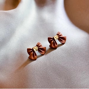 Pendientes de Botón de Lazo de Aleación con Poste de Plata de Ley 925 Estilo Coreano Dulce Rojo Negro Marrón Joyería Mujer