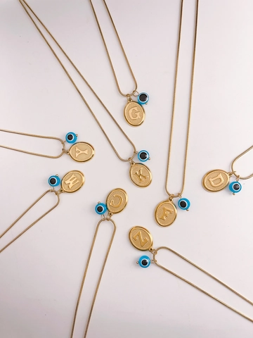 Collar Con Colgante de Moneda Con Inicial de Acero de Titanio Con Ojo Turco Azul Cadena de Serpiente Chapada en Oro Joyería de Moda para Mujer
