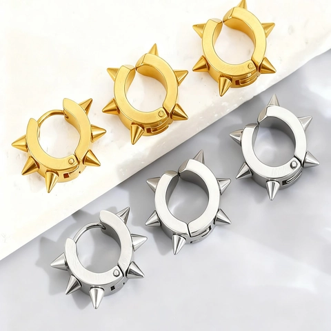 Orecchini a Cerchio Punk in Acciaio Inossidabile Con Punte Oro Argento Clip Per Orecchie Per Uomo Donna Gioielli Rock Goth
