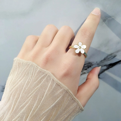 Sterling Silver Rotating Flower Ring For Women Enamel Daisy Anti Anxiety Fidget Spinner Adjustable Open Ring Jewelry Gift