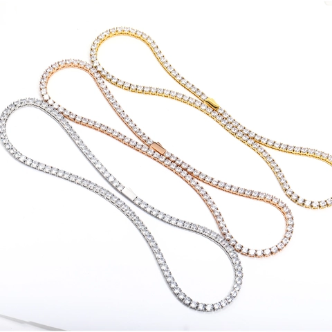 Collier Chaîne Tennis en Acier Titane avec Strass pour Femmes Bijoux de Fête Étincelants à Coupe Ronde de Haute Qualité