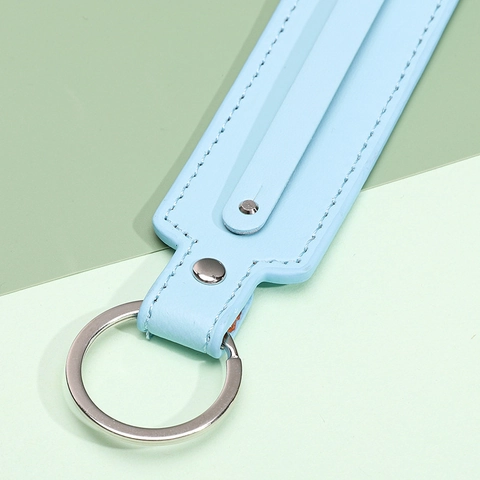 Minimalist Faux Leather Strip Keychain With Metal Ring And Rivet Detail Durable Bag Charm DIY Accessory For Daily Use