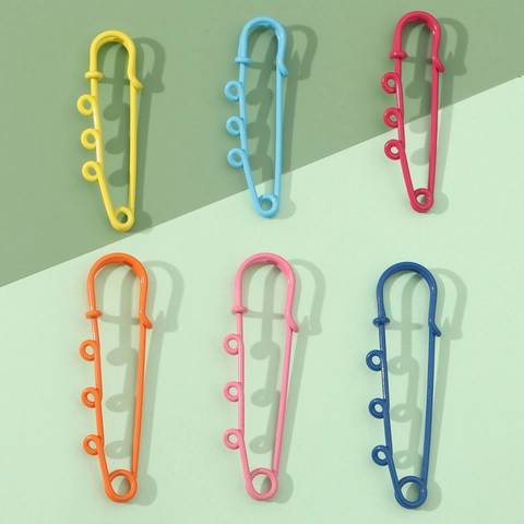 Macaron Color Metal Paint Safety Pins With Three Hole For Clothing Decoration DIY Jewelry Making Accessory Sweater Shawl Clip