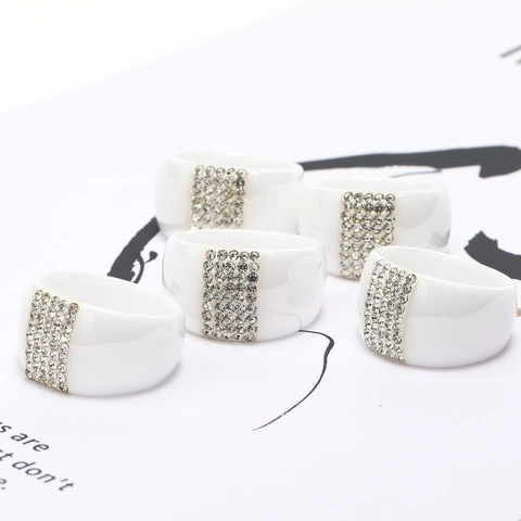Fashion White Ceramic Wide Band Ring For Women Inlaid Rhinestone Minimalist Geometric Finger Ring Jewelry Gift