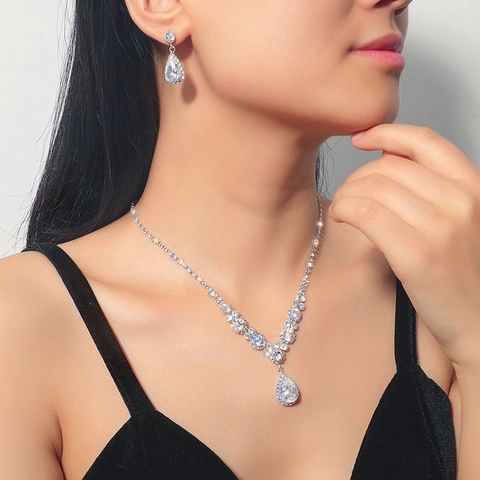 Luxurious Copper Zirconia Waterdrop Necklace And Earrings Set Rhinestone Bridal Wedding Jewelry Set For Women Party Decoration