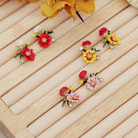 Korean Style Enamel Flower Stud Earrings With 925 Sterling Silver Earring Post Alloy Rhinestone Daisy Earrings For Women Jewelry