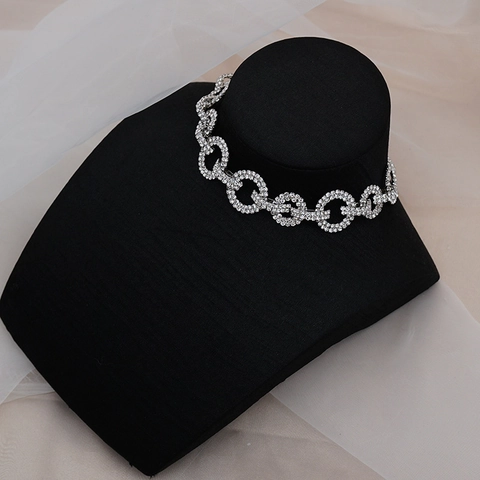 Gargantilla Choker de Aleación Plateada con Diamantes de Imitación para Mujer Collar Geométrico de Círculos Entrelazados Joyas