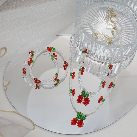 Handmade Beaded Cherry Pendant Necklace Bracelet for Women Korean Style Fashion Crystal Jewelry Pastoral Fruit Necklaces