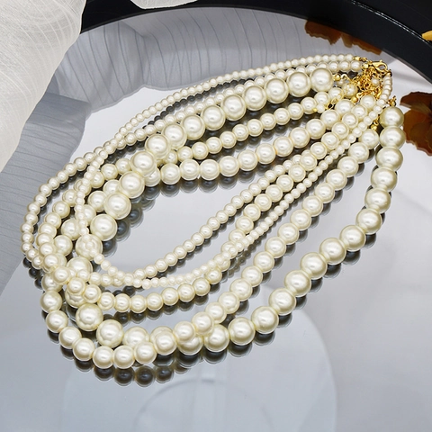 Elegant Artificial Pearl Necklace For Women French Vintage Style Alloy Rhinestone Pendant Clasp Jewelry For Wedding Party