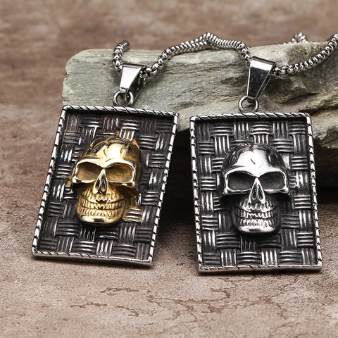 Collar con Colgante de Calavera de Acero de Titanio para Hombre Punk Vintage Rectangular Relieve Textura Trenzada Joyería Gótica