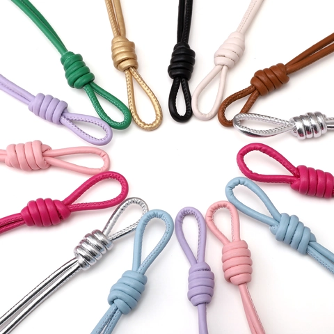 Minimalistische PU Leder Geflochtene Peru Knoten Taschenanhänger Metallkappen Handyband DIY Handgefertigte Schlüsselanhänger Für Damen Herren