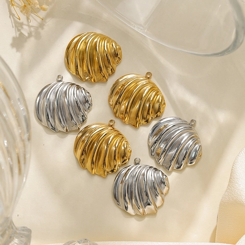 Pendentifs en Coquille Saint-Jacques en Acier Inoxydable 304 DIY Apprêts pour Bijoux Coquillages Rayés Accessoires Plaqués Or Argent