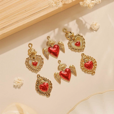 Pendentif Sacré Cœur Baroque Vintage en Acier Inoxydable Avec Ailes en Émail Rouge Cœur de Flamme Pour Bijoux DIY Halloween