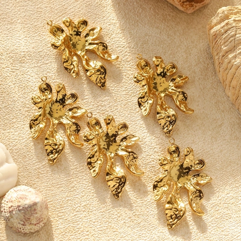 Ciondolo a Forma di Fiore e Foglia Irregolare Acciaio Inossidabile 304 Texture Martellata Ciondolo per Gioielli DIY Donna