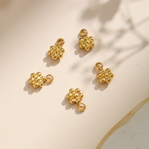 Accesorios de Colgante de Joyería DIY de Mini Flor de Acero Inoxidable 304 Amuletos de Flor de Ciruelo Minimalistas para Pendientes