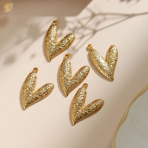 304 Roestvrij Staal Onregelmatige V-Vormige Hart Hanger Gehamerde Textuur DIY Sieraden Maken Accessoires Voor Ketting Oorbellen