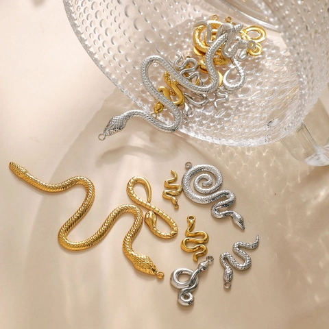 304 Stainless Steel Snake Pendant DIY Jewelry Making Findings Zodiac Animal Coiled Snake Charm For Necklace Earrings