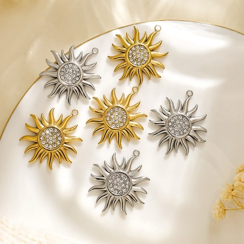 304 Edelstahl Sonnenblume Anhänger Mit Strass Besetzter Sonnenanhänger Für DIY Schmuckherstellung Nur Anhänger Ohne Kette Damen