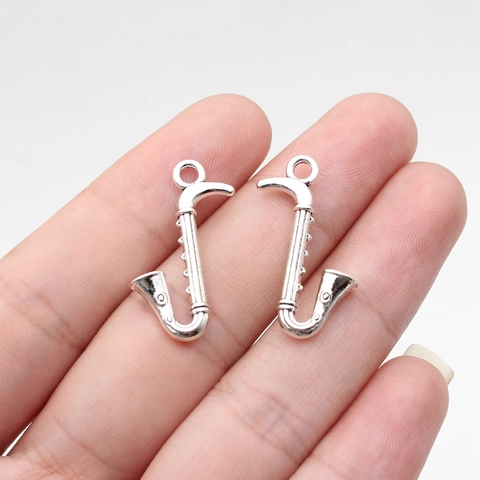 Vintage Zinc Alloy Saxophone Charm Pendant Antique Finish Musical Instrument Design For DIY Jewelry Making Accessories