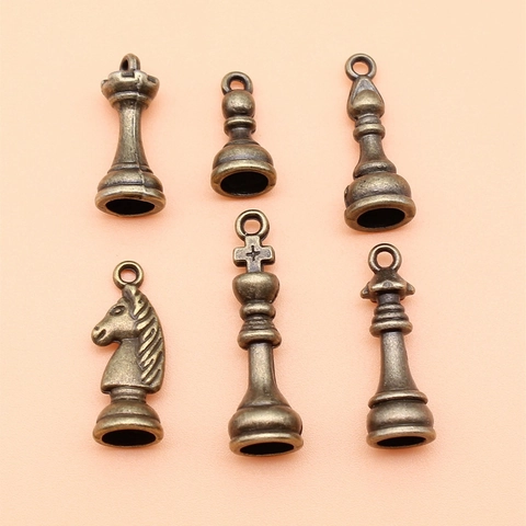 Antique Bronze Alloy International Chess Piece Pendants Retro DIY Jewelry Making Accessory For Necklace Keychain Bracelet