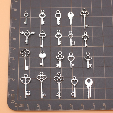 20Pcs Antique Silver Alloy Key Pendants Vintage Skeleton Heart Wing Key Charms For DIY Necklace Bracelet Jewelry Making