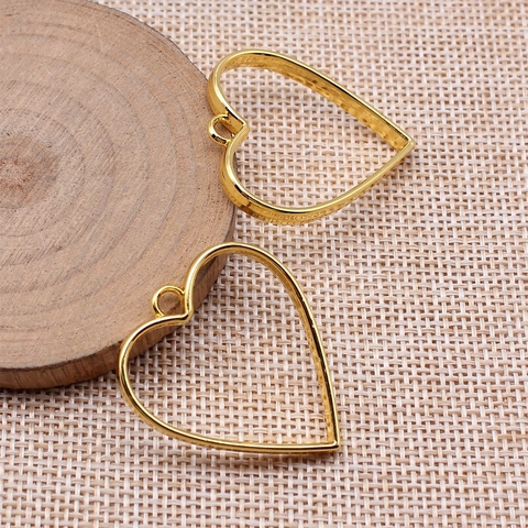 Zinklegierung Hohle Herz Anhänger Lünetten Für DIY Schmuckherstellung Geometrische Offene Rahmen Anhänger Damen Accessoires